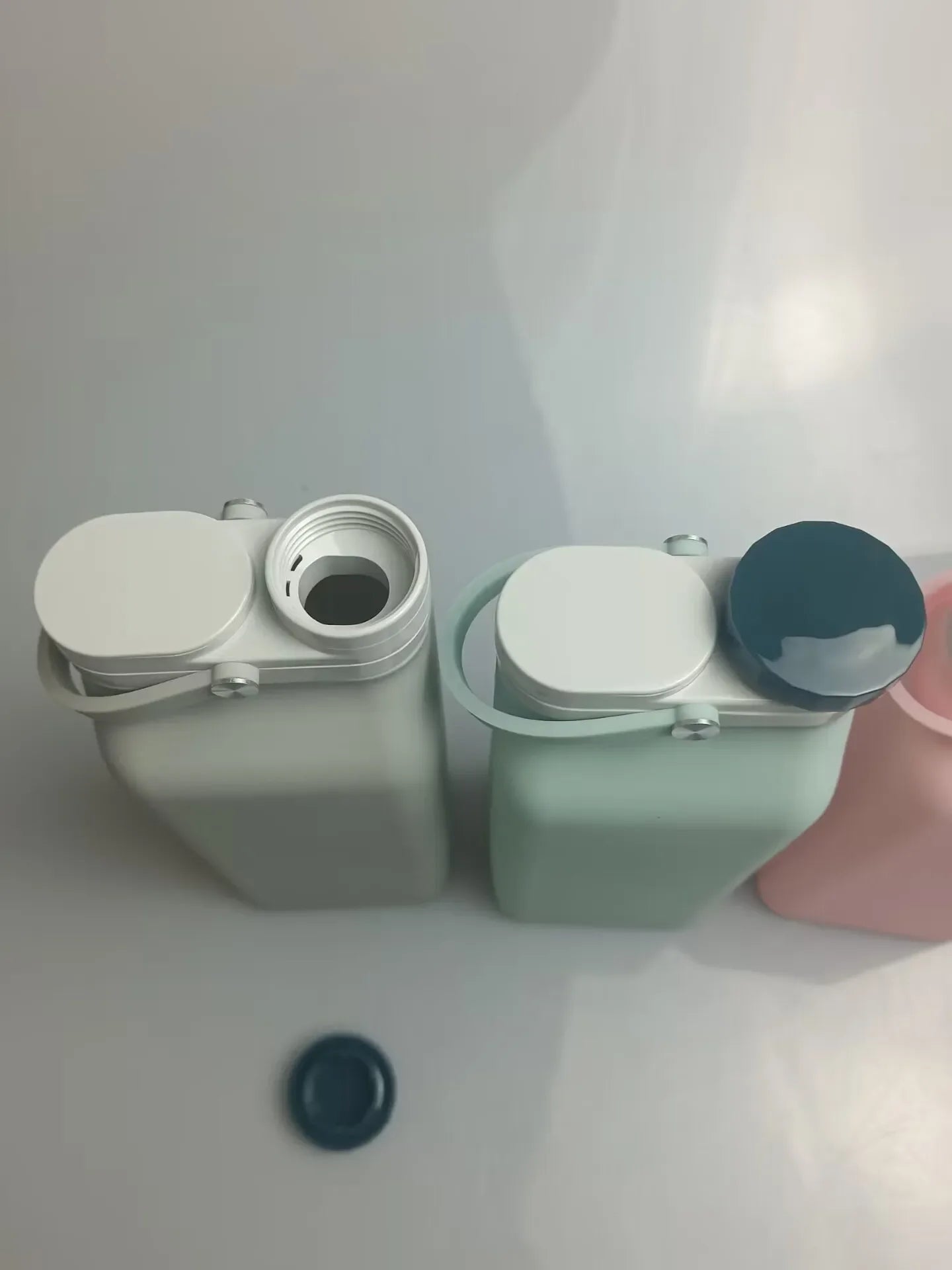 600ML Collapsible Water Bottles Cups Leakproof Valve Foldable Travel Silicone Water Bottle Cup for Gym Camping Hiking Sports - Reboot Athletic Power – Santé, Sport et Récupération à domicile