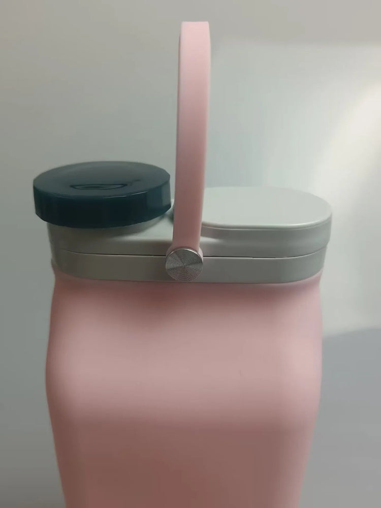 600ML Collapsible Water Bottles Cups Leakproof Valve Foldable Travel Silicone Water Bottle Cup for Gym Camping Hiking Sports - Reboot Athletic Power – Santé, Sport et Récupération à domicile