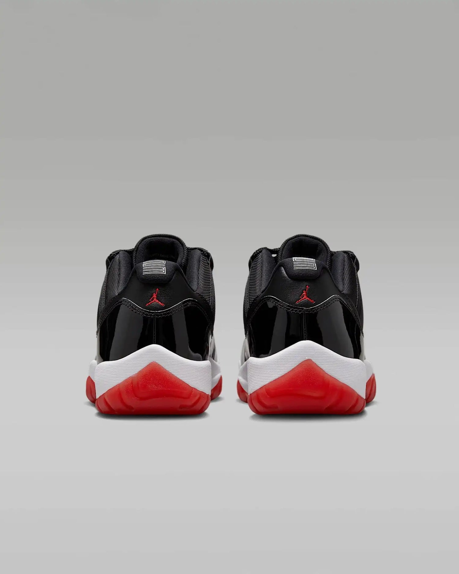 Jordan Air Jordan 11 Retro Low Bred, a comfortable and versatile basketball shoe FV5121 - 006 - Reboot Athletic Power – Santé, Sport et Récupération à domicile